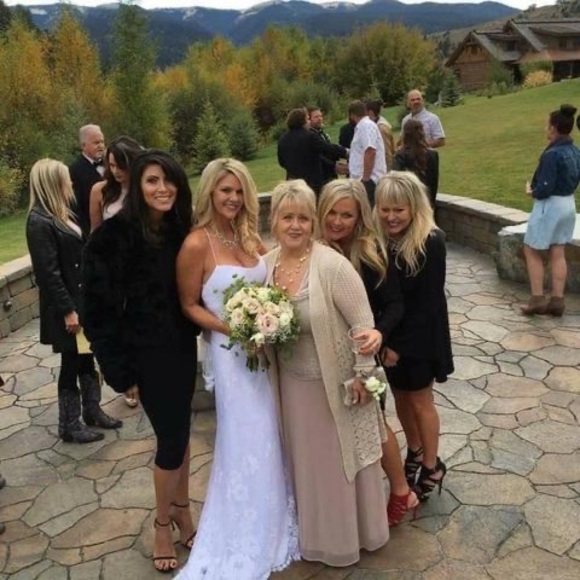 Meet your Posher, Tina - Picture 1 of 1